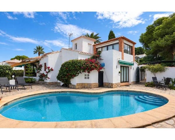 4 chambre Villa/Maison à vendre à Javea / Xàbia avec piscine garage - 695 000 € (Ref: 10133473)