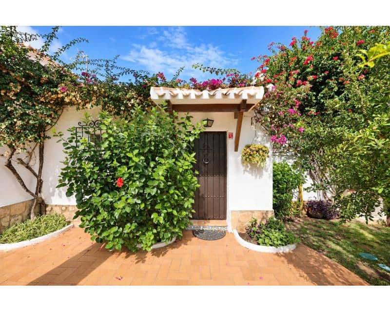4 chambre Villa/Maison à vendre à Javea / Xabia avec piscine garage - 695 000 € (Ref: 10133473)