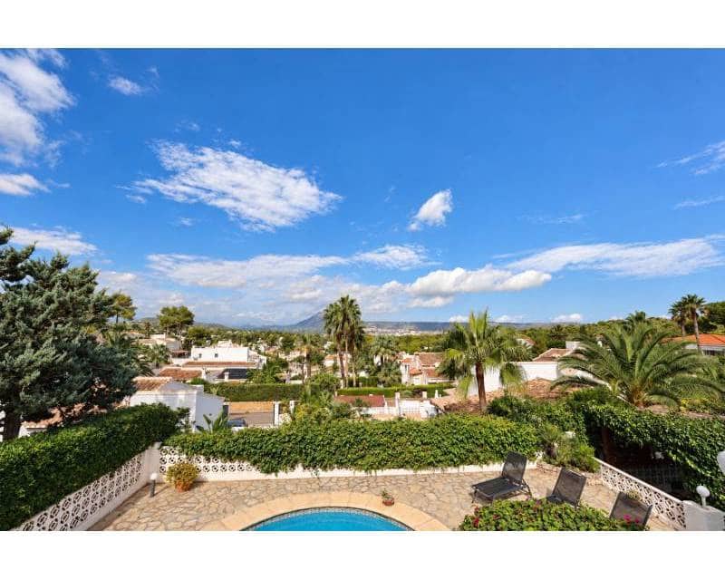 4 chambre Villa/Maison à vendre à Javea / Xabia avec piscine garage - 695 000 € (Ref: 10133473)