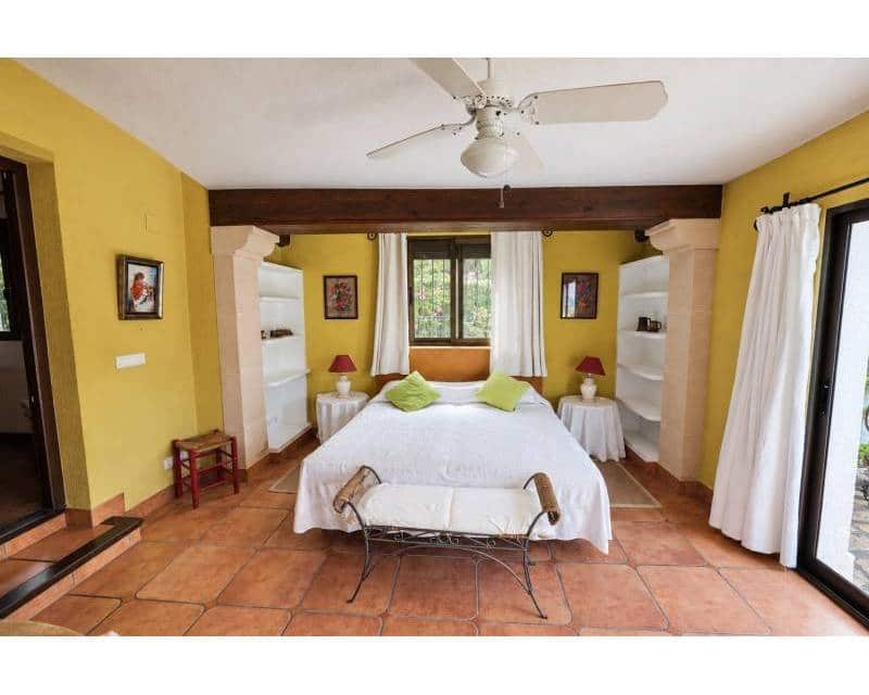 4 chambre Villa/Maison à vendre à Javea / Xabia avec piscine garage - 695 000 € (Ref: 10133473)