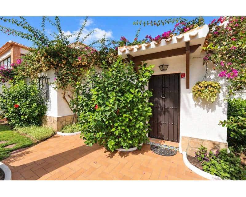 4 chambre Villa/Maison à vendre à Javea / Xabia avec piscine garage - 695 000 € (Ref: 10133473)
