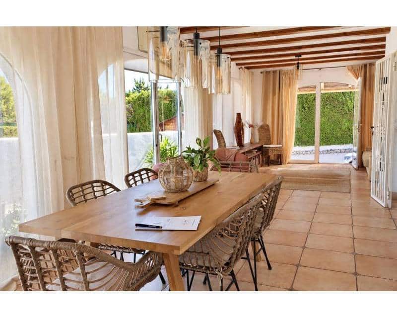 4 soveværelse Villa til salg i Javea / Xabia med swimmingpool garage - € 850.000 (Ref: 10133474)