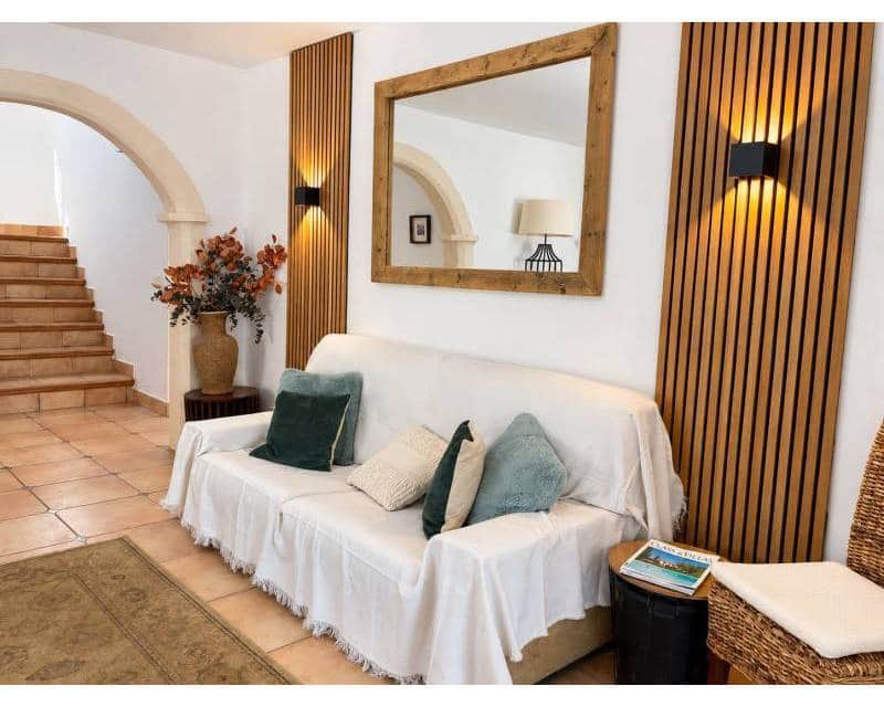 4 soveværelse Villa til salg i Javea / Xabia med swimmingpool garage - € 850.000 (Ref: 10133474)