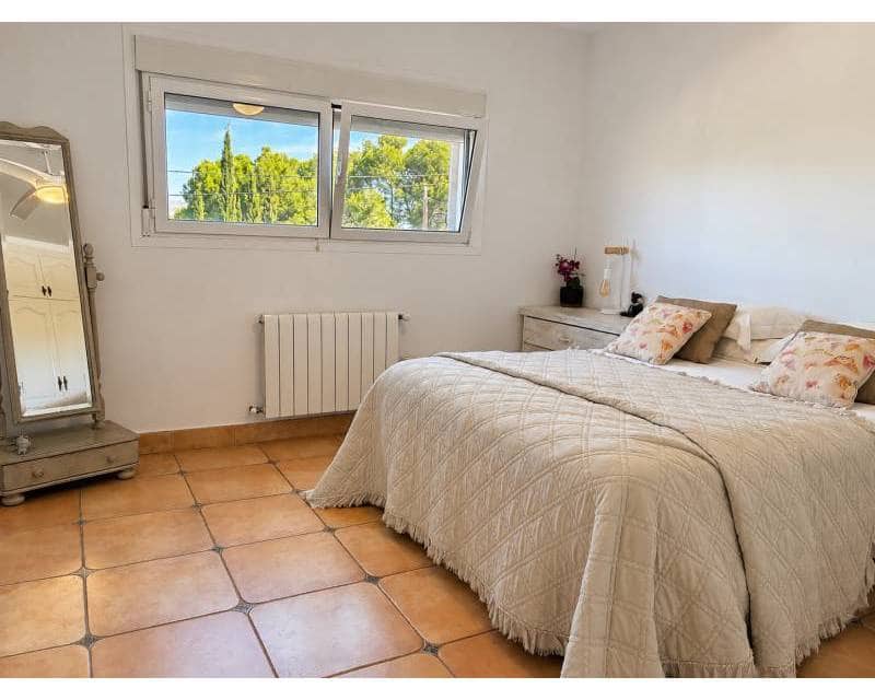 4 soveværelse Villa til salg i Javea / Xabia med swimmingpool garage - € 850.000 (Ref: 10133474)