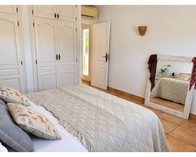 4 soveværelse Villa til salg i Javea / Xabia med swimmingpool garage - € 850.000 (Ref: 10133474)