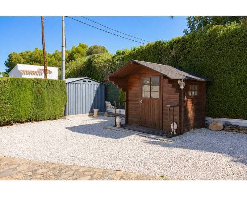 4 soveværelse Villa til salg i Javea / Xabia med swimmingpool garage - € 850.000 (Ref: 10133474)