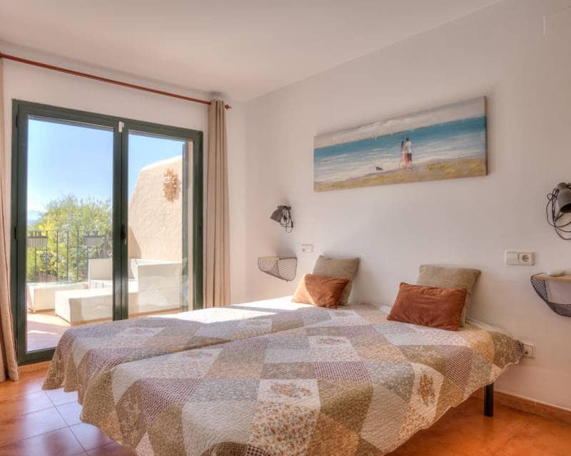 3 soveværelse Rækkehus til salg i Moraira med swimmingpool garage - € 365.000 (Ref: 10158088)