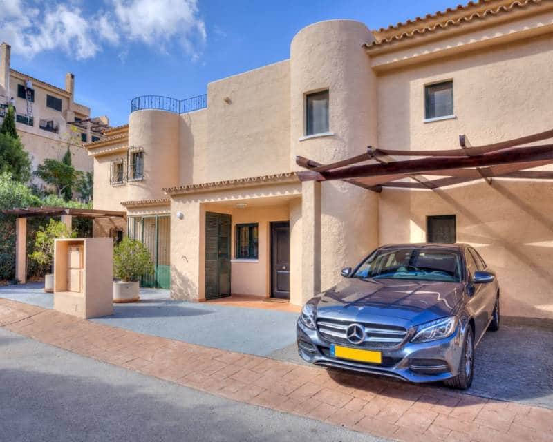 3 soveværelse Rækkehus til salg i Moraira med swimmingpool garage - € 365.000 (Ref: 10158088)