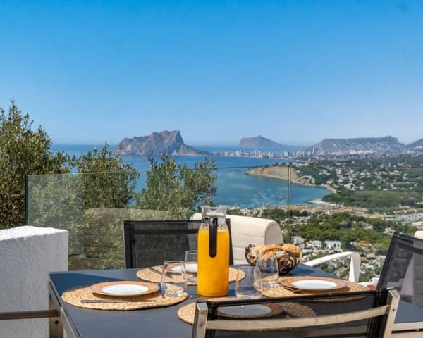 4 slaapkamer Villa te koop in Moraira, Teulada-Moraira met zwembad garage - € 2.250.000 (Ref: 10158089)