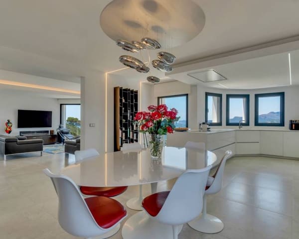 4 slaapkamer Villa te koop in Moraira, Teulada-Moraira met zwembad garage - € 2.250.000 (Ref: 10158089)