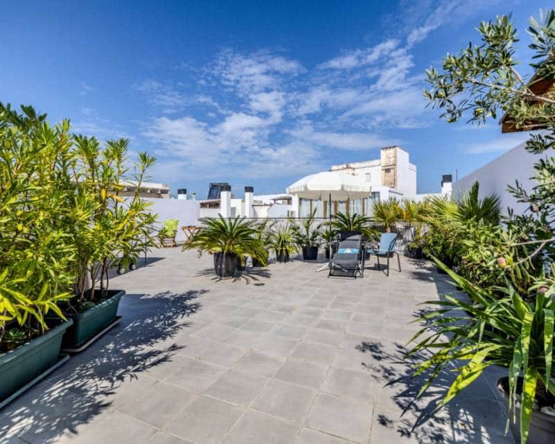 2 bedroom Apartment for sale in Denia - € 235,000 (Ref: 10158092)