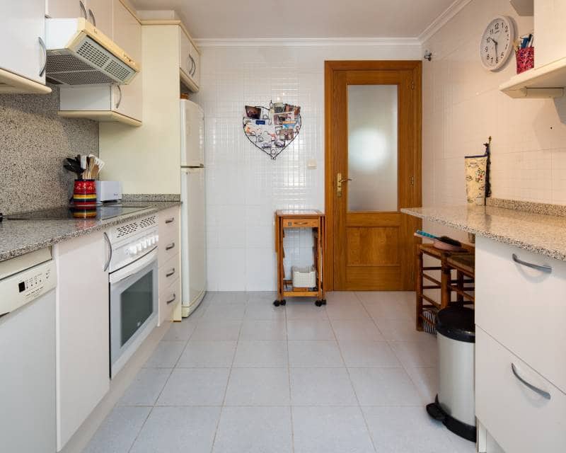 3 bedroom Apartment for sale in Arenal with pool garage - € 550,000 (Ref: 10158093)