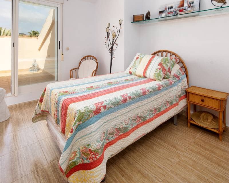 3 bedroom Apartment for sale in Arenal with pool garage - € 550,000 (Ref: 10158093)