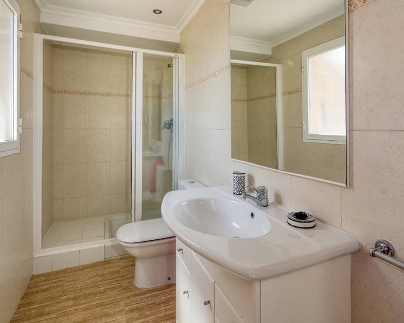 3 bedroom Apartment for sale in Arenal with pool garage - € 550,000 (Ref: 10158093)