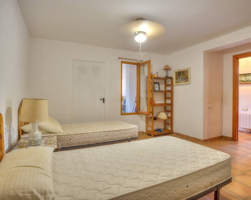3 soveværelse Rækkehus til salg i Moraira med swimmingpool - € 395.000 (Ref: 10172837)