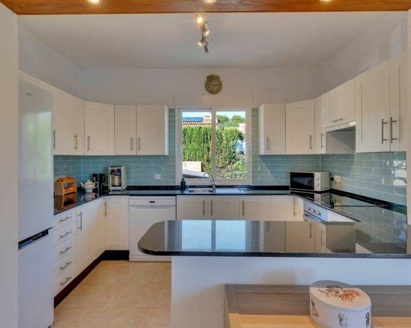 4 soverom Villa til salgs i Javea / Xabia med svømmebasseng garasje - € 849 000 (Ref: 10172838)