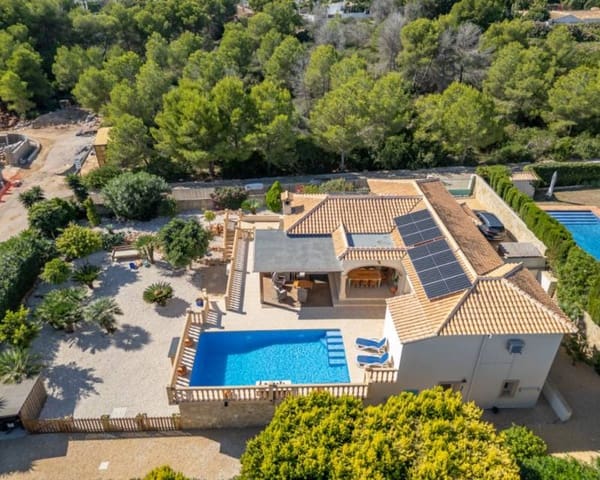 4 soverom Villa til salgs i Javea / Xàbia med svømmebasseng garasje - € 849 000 (Ref: 10172838)