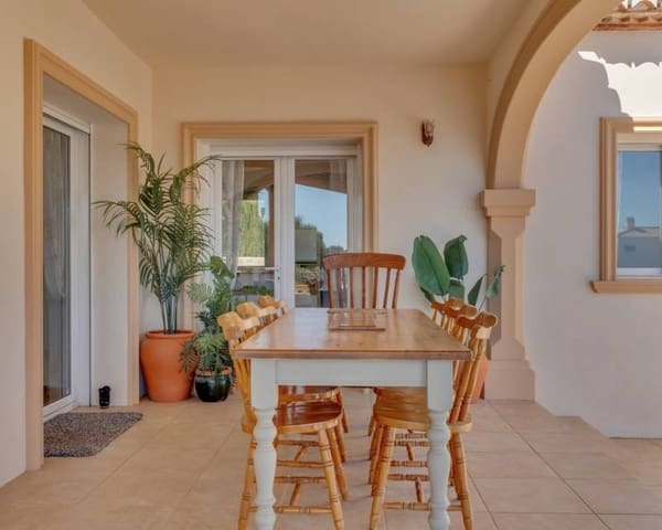 4 soverom Villa til salgs i Javea / Xàbia med svømmebasseng garasje - € 849 000 (Ref: 10172838)