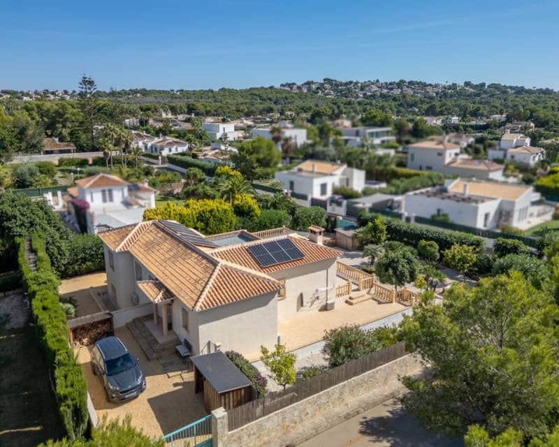 4 soverom Villa til salgs i Javea / Xabia med svømmebasseng garasje - € 849 000 (Ref: 10172838)