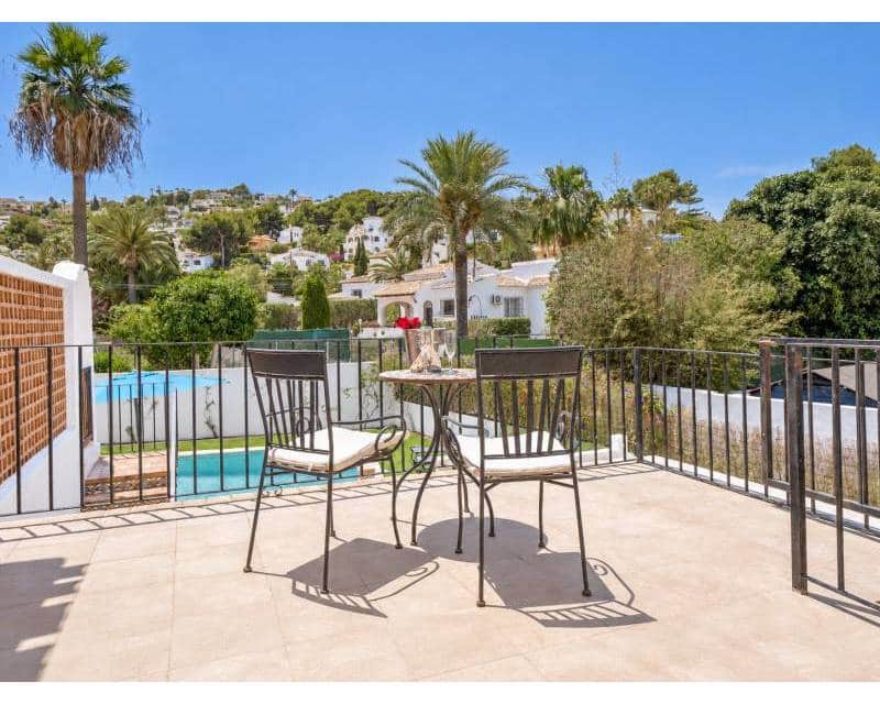 3 soverom Villa til salgs i Javea / Xabia med svømmebasseng garasje - € 695 000 (Ref: 10172839)