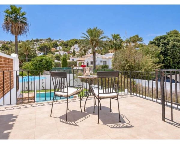 3 soverom Villa til salgs i Javea / Xàbia med svømmebasseng garasje - € 695 000 (Ref: 10172839)