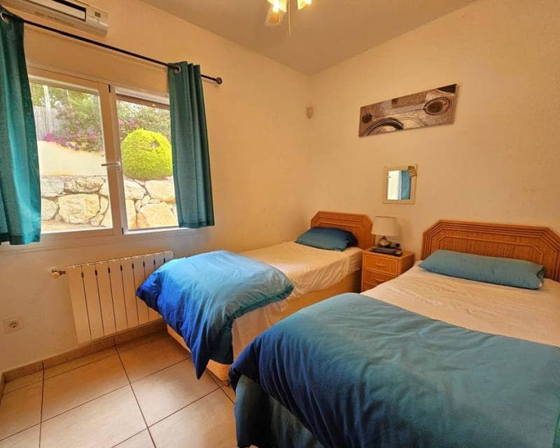 3 sypialnia Willa na sprzedaż w Javea / Xabia z basenem garażem - 745 000 € (Ref: 10172840)