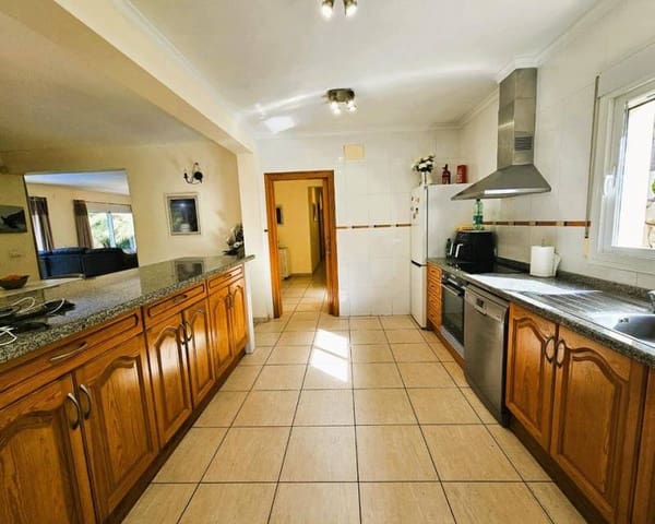 3 sypialnia Willa na sprzedaż w La Granadella  - Costa Nova, Javea / Xàbia z basenem garażem - 745 000 € (Ref: 10172840)