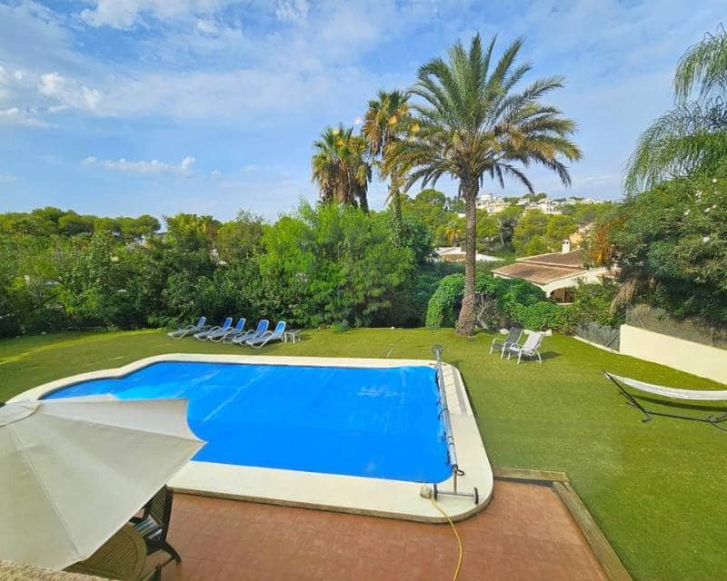 3 sypialnia Willa na sprzedaż w Javea / Xabia z basenem garażem - 745 000 € (Ref: 10172840)