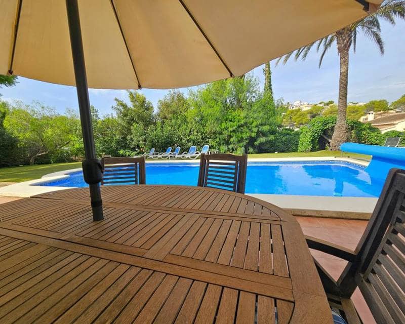 3 sypialnia Willa na sprzedaż w Javea / Xabia z basenem garażem - 745 000 € (Ref: 10172840)
