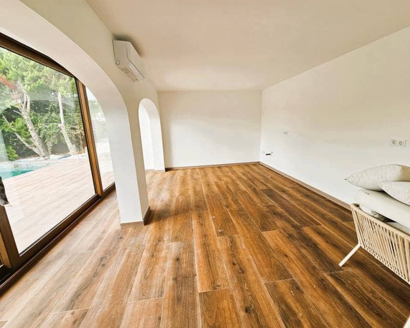 7 soverom Villa til salgs i Javea / Xabia med svømmebasseng - € 1 460 000 (Ref: 10172841)