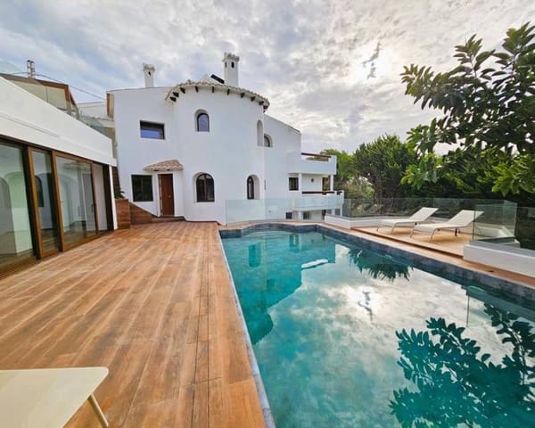 7 soverom Villa til salgs i La Granadella  - Costa Nova, Javea / Xàbia med svømmebasseng - € 1 460 000 (Ref: 10172841)