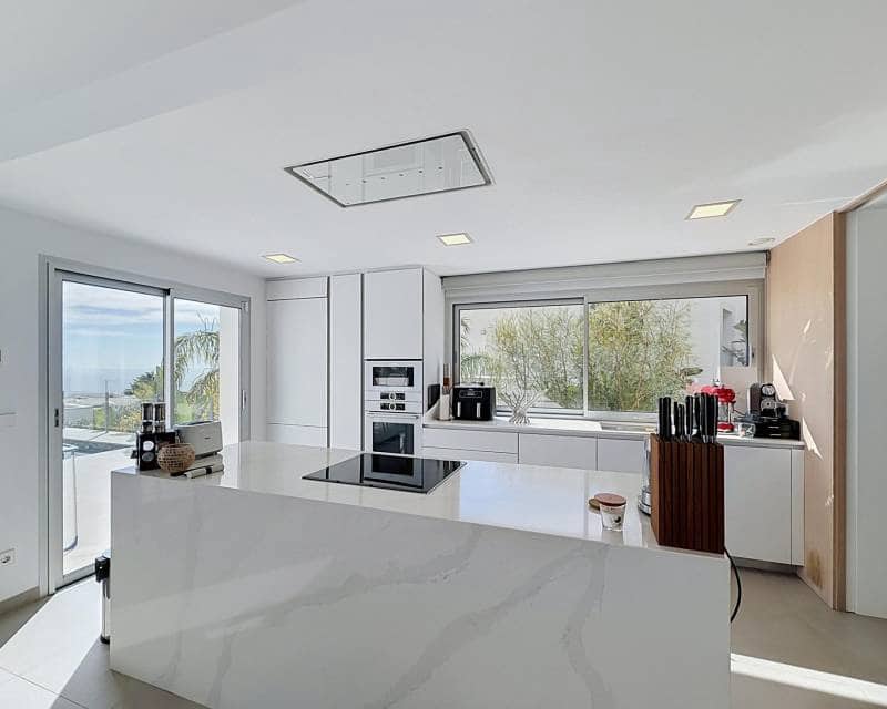 Chalet de 4 habitaciones en Benitachell / Benitatxell en venta con piscina garaje - 1.695.000 € (Ref: 10175906)