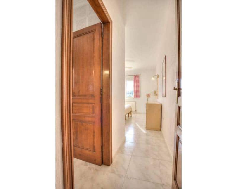 3 soveværelse Villa til salg i Moraira med swimmingpool garage - € 525.000 (Ref: 10175907)