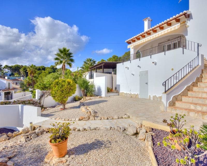 3 soveværelse Villa til salg i Moraira med swimmingpool garage - € 525.000 (Ref: 10175907)