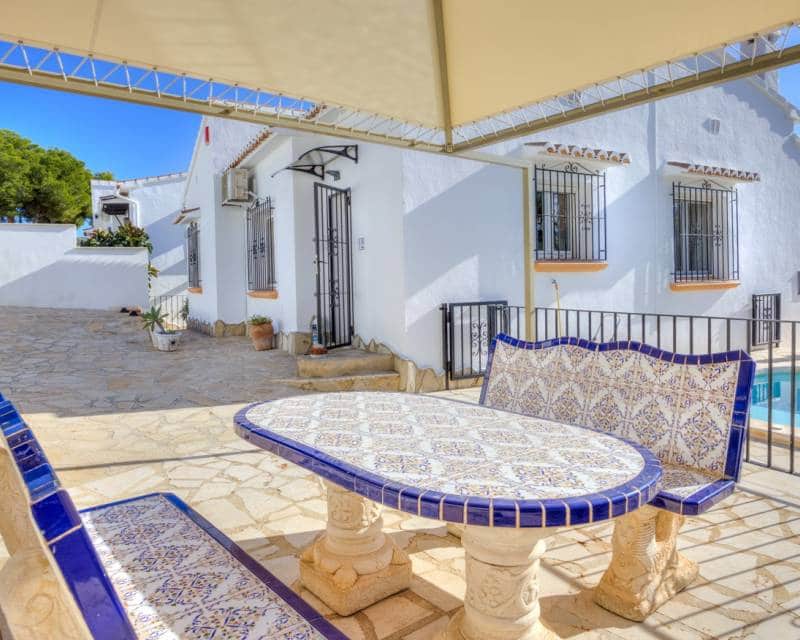 3 soveværelse Villa til salg i Moraira med swimmingpool garage - € 525.000 (Ref: 10175907)