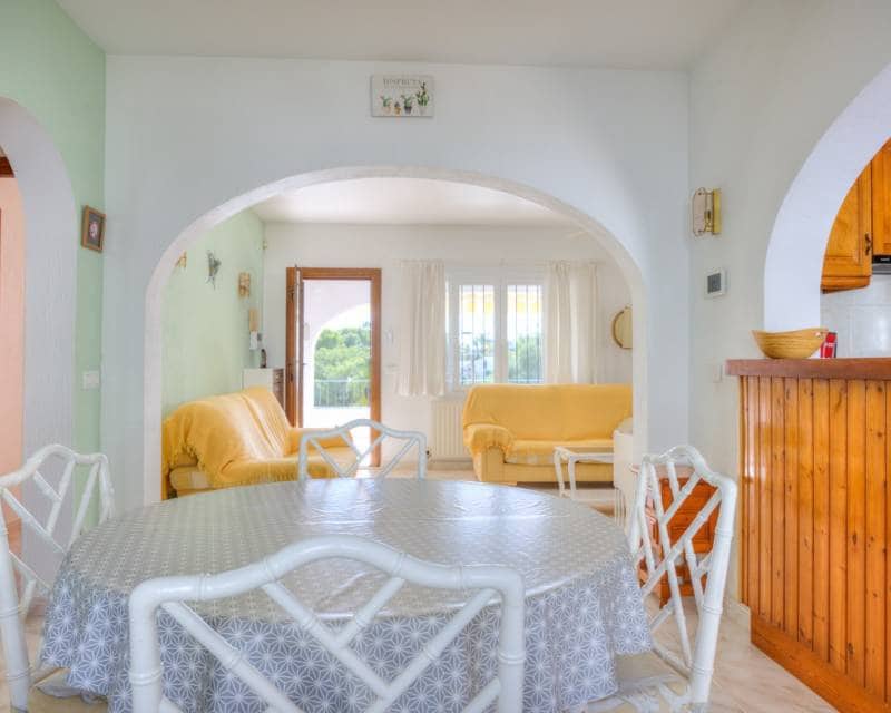 3 soveværelse Villa til salg i Moraira med swimmingpool garage - € 525.000 (Ref: 10175907)