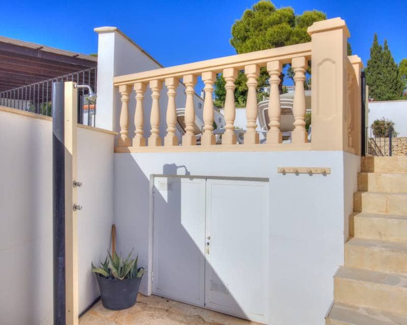 3 soveværelse Villa til salg i Moraira med swimmingpool garage - € 525.000 (Ref: 10175907)