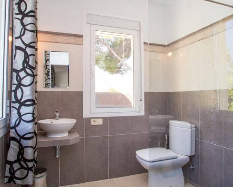 4 quarto Moradia para venda em Calpe / Calp com piscina garagem - 2 250 000 € (Ref: 5901785)