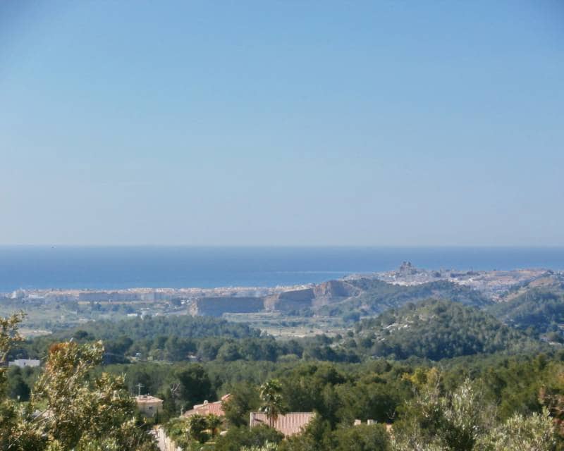 4 Zimmer Villa zu verkaufen in Altea mit Pool Garage - 590.000 € (Ref: 5901971)