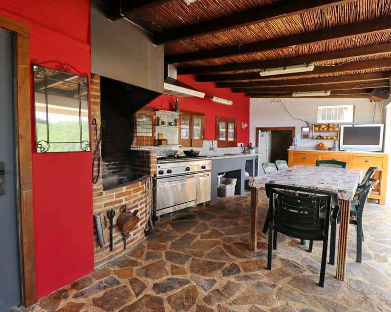 4 Zimmer Villa zu verkaufen in Altea mit Pool Garage - 590.000 € (Ref: 5901971)