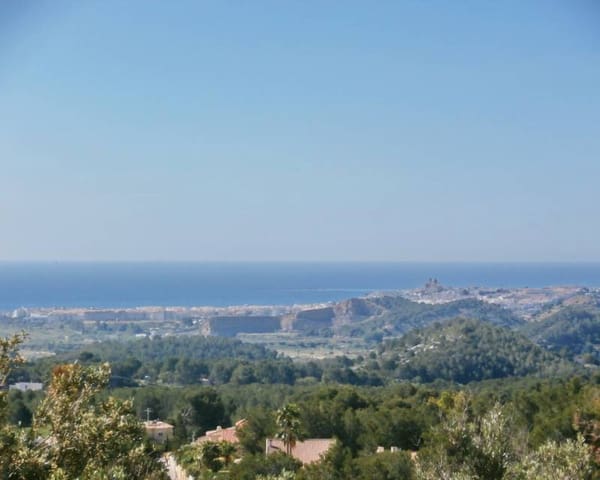 4 Zimmer Villa zu verkaufen in Altea mit Pool Garage - 590.000 € (Ref: 5901971)