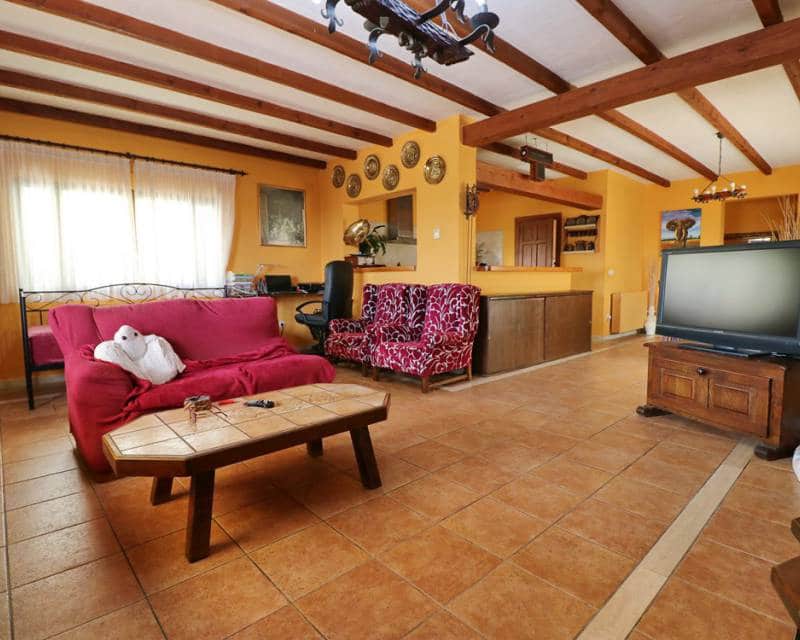 4 Zimmer Villa zu verkaufen in Altea mit Pool Garage - 590.000 € (Ref: 5901971)