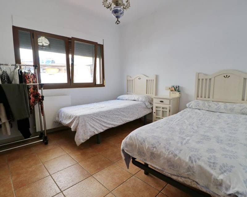 4 Zimmer Villa zu verkaufen in Altea mit Pool Garage - 590.000 € (Ref: 5901971)