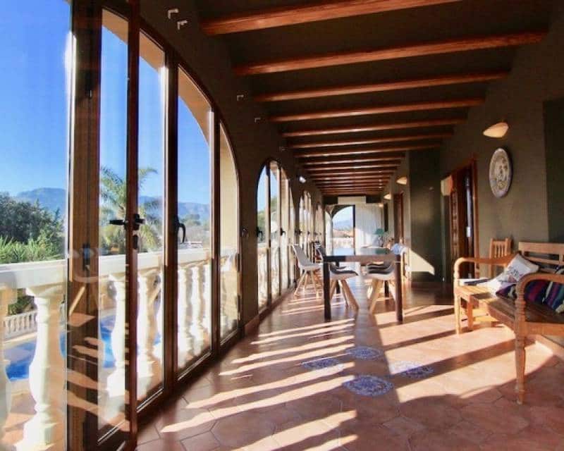 6 sypialnia Finka/Dom wiejski na sprzedaż w Jalon / Xalo z basenem - 849 950 € (Ref: 5902049)