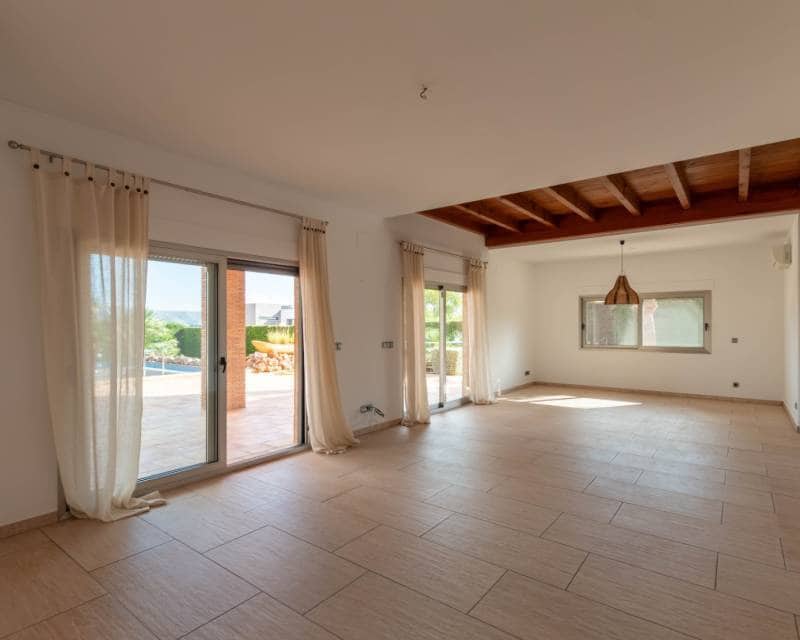 3 bedroom Villa for sale in Javea / Xabia with pool - € 1,315,000 (Ref: 5902122)