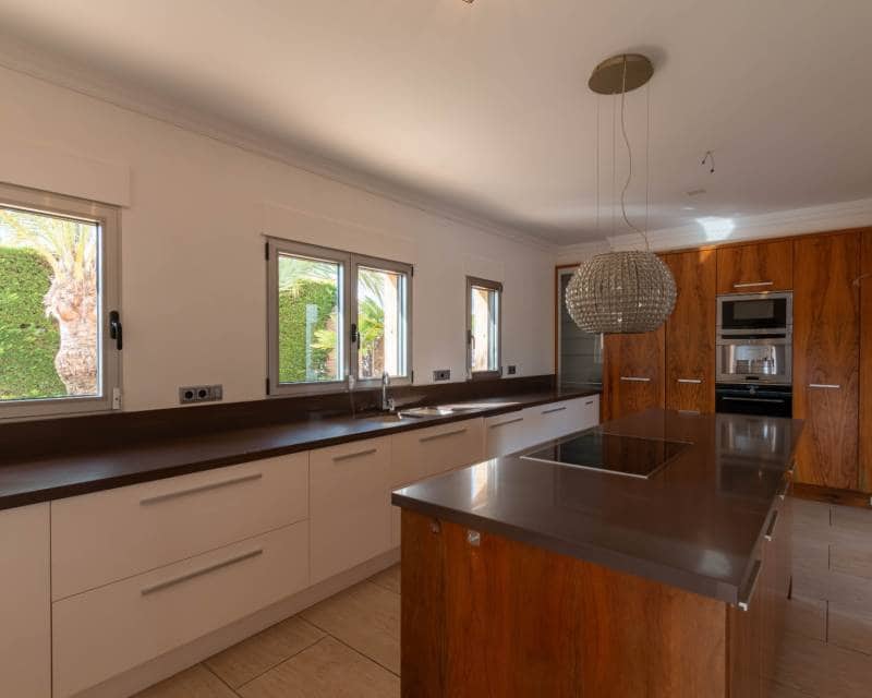 3 bedroom Villa for sale in Javea / Xabia with pool - € 1,315,000 (Ref: 5902122)