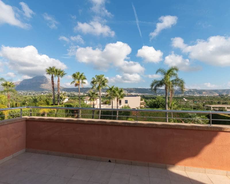 3 bedroom Villa for sale in Javea / Xabia with pool - € 1,315,000 (Ref: 5902122)