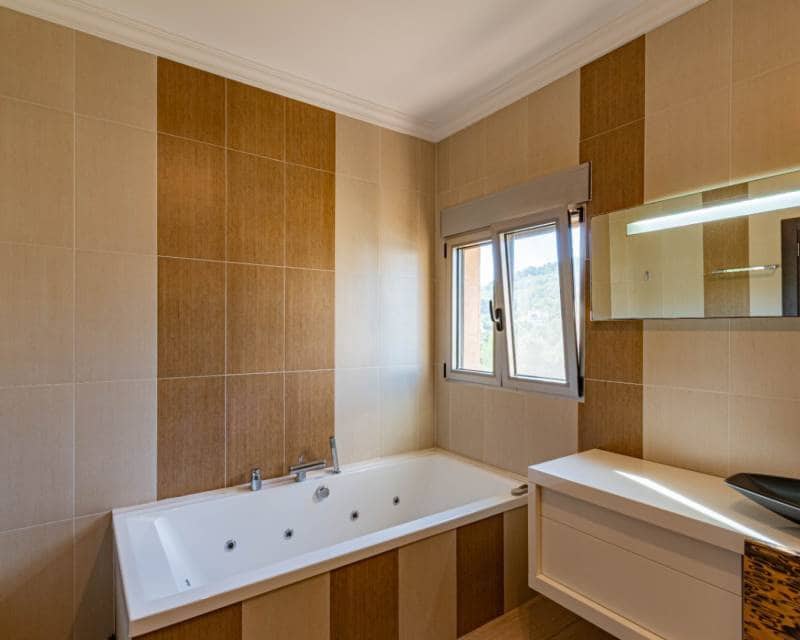 3 bedroom Villa for sale in Javea / Xabia with pool - € 1,315,000 (Ref: 5902122)