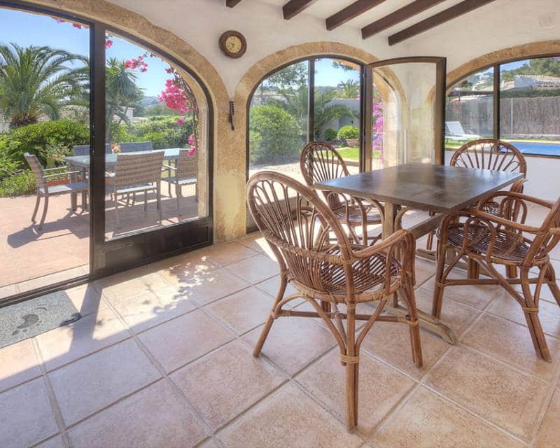 Villa/Maison de 2 chambres à louer à Javea / Xabia avec piscine - 1 425 € (Ref: 5937066)