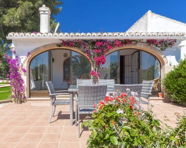 2 bedroom Villa for rent in Cap Martí - El Tossalet - Pinomar, Javea / Xàbia with pool - € 1,425 (Ref: 5937066)